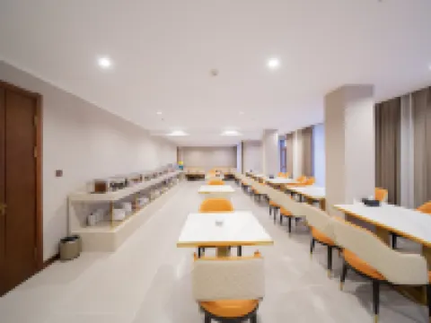 peninsula holiday inn Hotéis em Mohe