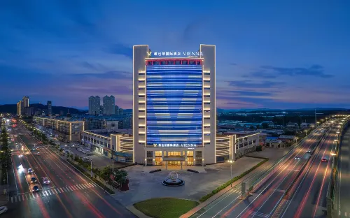 Vienna International Hotel (Sangzhi Dongpo Building Branch)