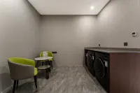 Yuting Smart Hotel (Yunchengbei Railway Station)