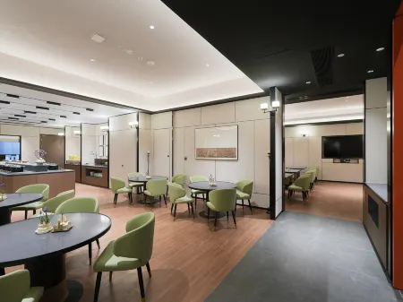 WENYI JIN HOTEL NANJING Отели рядом с достопримечательностью «Nanjing University Gulou Campus Suzhe Playground»