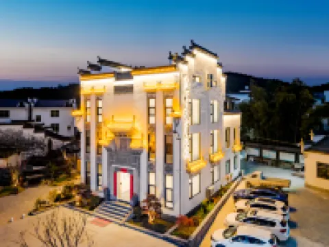 Zhuyinyue•Qilanshanju Villa (Moon Bay Scenic Area Branch) Hotels near Moon Bay (Yueliang Bay, Wuyuan)
