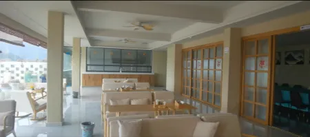 Enshi Dream Cloud Steps Guesthouse Отели рядом с достопримечательностью «Enshi Suobuya Stone Forest Scenic Area»