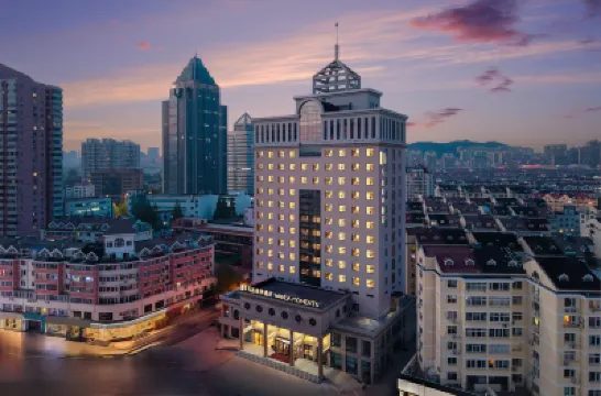 Moments Qingdao (May Fourth Square ) Hotels in Qingdao