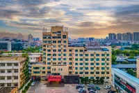 Xuchang Three Kingdoms Hotel (Pang Donglai Times Square Caowei Ancient City Branch) Hotel di Xuchang