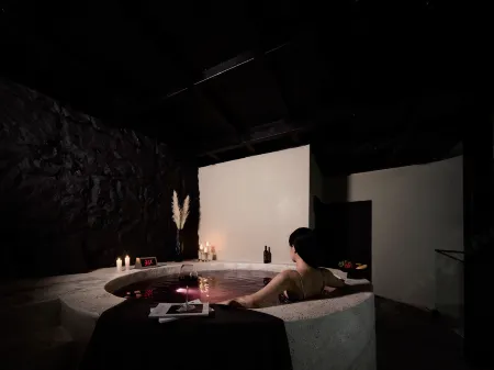 Anji Dashan Dashan Suxi Private Hot Spring Healing Design Guesthouse (Zhebei Grand Canyon) Отели рядом с достопримечательностью «shi ling cun»