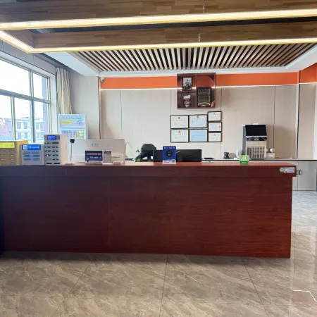 Maqu Yulong Sendo E-sports Homestay