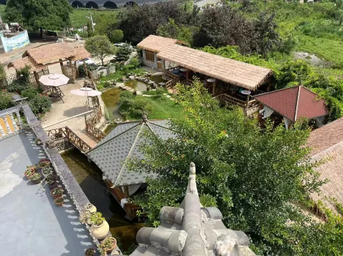 Heqiju · Lijian Chinese Inn