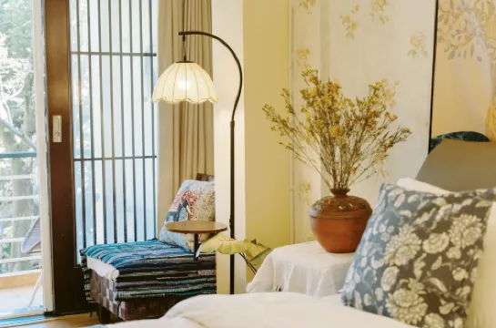 Anning Hot Spring Longjing Homestay