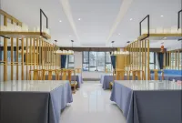 Rezen Hotel Urumqi Tianshan International Airport