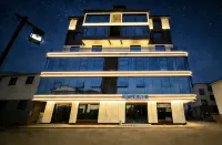 Yuanhang Hotel