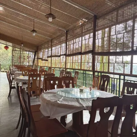 Mengding Mountain Lao Zhige Homestay