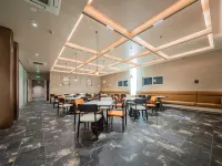 MEHOOD LESTIE HOTEL