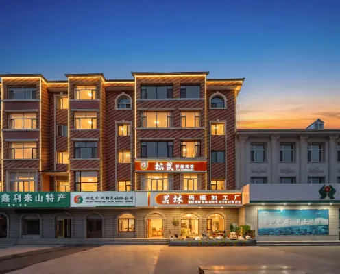 Hotel Lucy