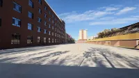 Meili Hao Hotel (Dushanzi District Duku Highway) - parking