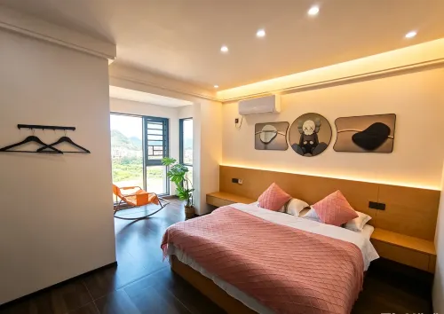 Guanchuan Hotel (Anshun West High-Speed Railway Station)