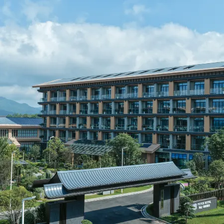 Liangshan Puyue Hotel