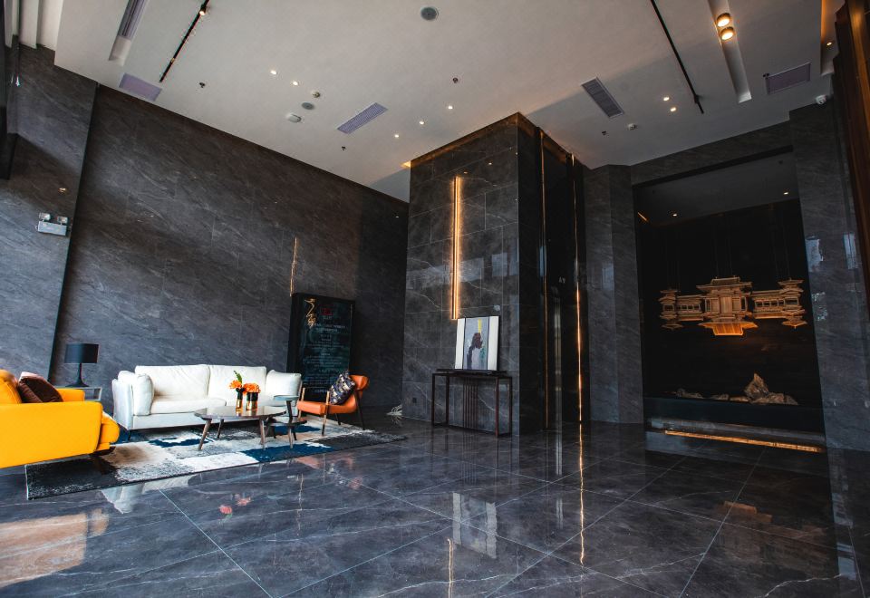 2. 요에스 호텔..