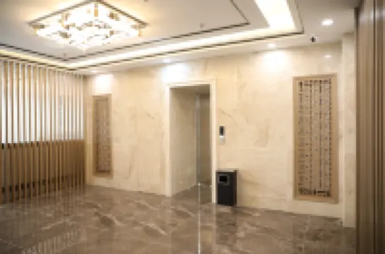 Heihe Yinuo Business Hotel