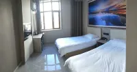 Holiday Inn Huma Golden Harbour Hotel in zona Huma Passenger Transport Terminal