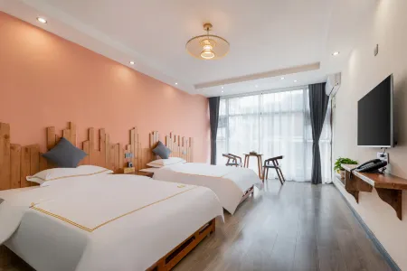 Yuehuan Yuegexuan (Libo Xiaoqikong East Gate Branch) Отели рядом с достопримечательностью «68-Level Drop Waterfall»