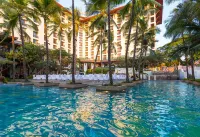 Chatrium Hotel Royal Lake Yangon - Ylellinen