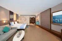 Yeste International Hotel (Yulin Jinyuan)