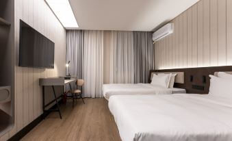 HanTing Hotel (Ji'an People's Square)