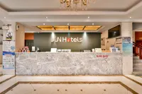 Junyi Hotel (Dushan High-speed Railway Station)