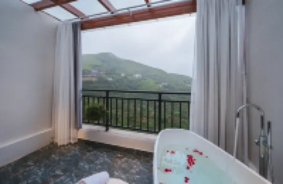 Anji Yunye·180° Alpine Terrace Huanshan Viewing Holiday Skiing Oxygen Su (Jiangnan Tianchi Branch)