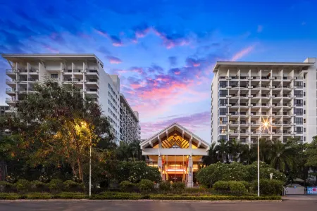 J-Hotel Отели рядом с Аэропорт Феникс