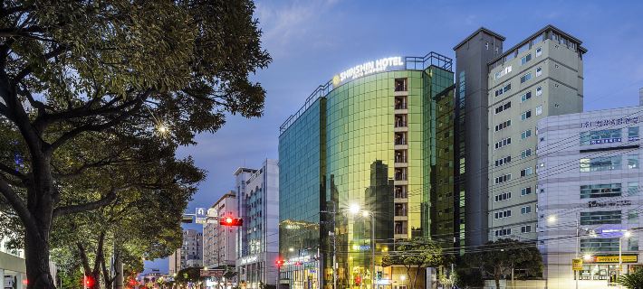 Shin Shin Hotel Jeju Airport Hotele w: Czedżu