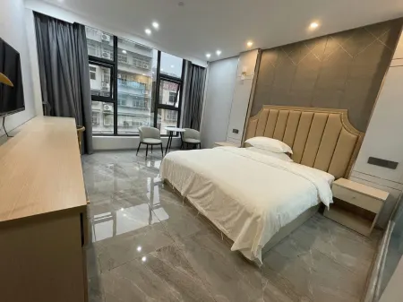 Tongjiang Junlai Hotel