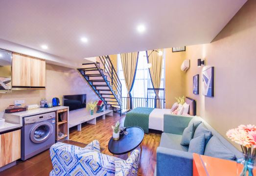 Sweeten Hotel 객실 내부 전경