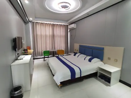 Xinzheng Aishangju Express Hotel Отели рядом с достопримечательностью «Hezhuangzhen Passenger Transport Terminal»