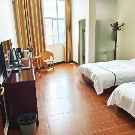 Lincang Tianhong Hotel