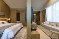 The Four Seasons inn of the Manlan family