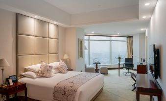 Yaojiang New Century Grand Hotel