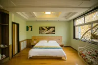Yiyezhou Business Inn