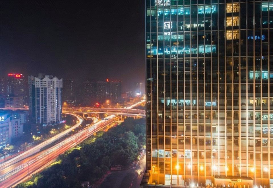 Guangzhou Yijia Apartment (the Pearl River New Town Zhongshan Eye Center Store ） - Housity