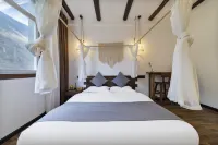 幾何小築民宿（海螺溝磨西古鎮店）