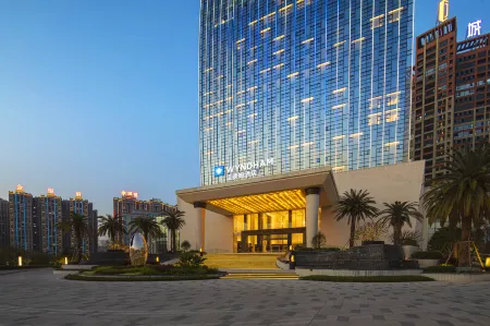 Wyndham Nanning Binyang Hotel Отели рядом с достопримечательностью «Binyang Gymnasium»
