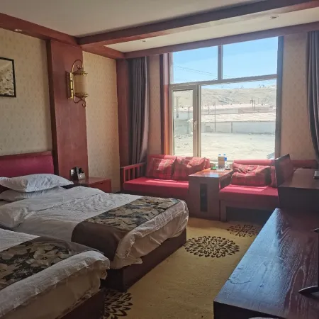 Mayundangkhangsai Hotel Отели в г. Мадоу