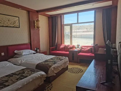 Mayundangkhangsai Hotel Hotels in Madoi