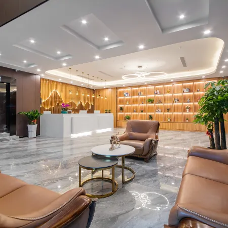 Hefeng Hotel (Shenzhen Zhongying Street Haishan Subway Station) Отели рядом с достопримечательностью «Вутонг Маунтен»