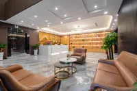Hefeng Hotel (Shenzhen Zhongying Street Haishan Subway Station) Hotels near Chung Ying Street
