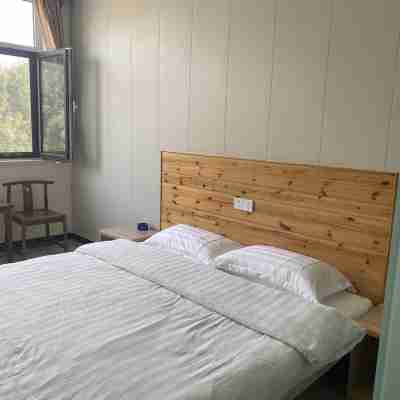Qingzhou Yibai Guest Room Rooms