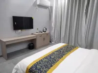 Anshun Ziqiang Hotel - Inns