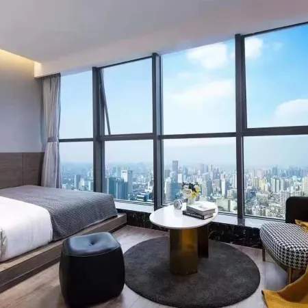 Manlu CC Hotel (Xixian New District Wenchuang Town)