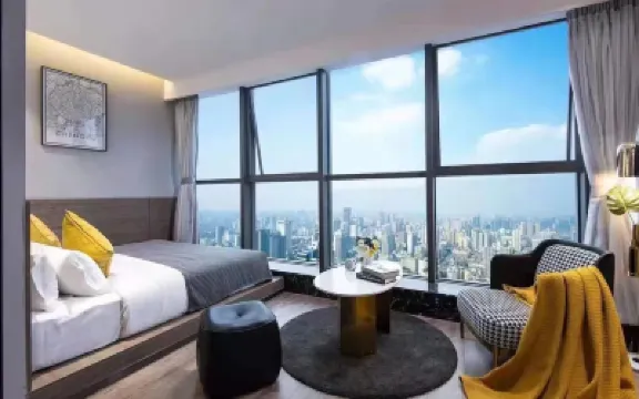 Manlu CC Hotel (Xixian New District Wenchuang Town) Hotels near Xi'an Jiaotong University (Chuangxingang Campus)