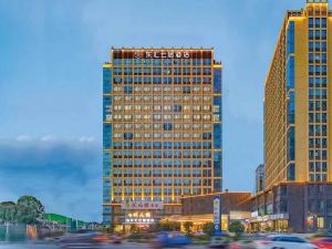 Donghui Yunju Hotel (Yichang Yiling Wanda Plaza)